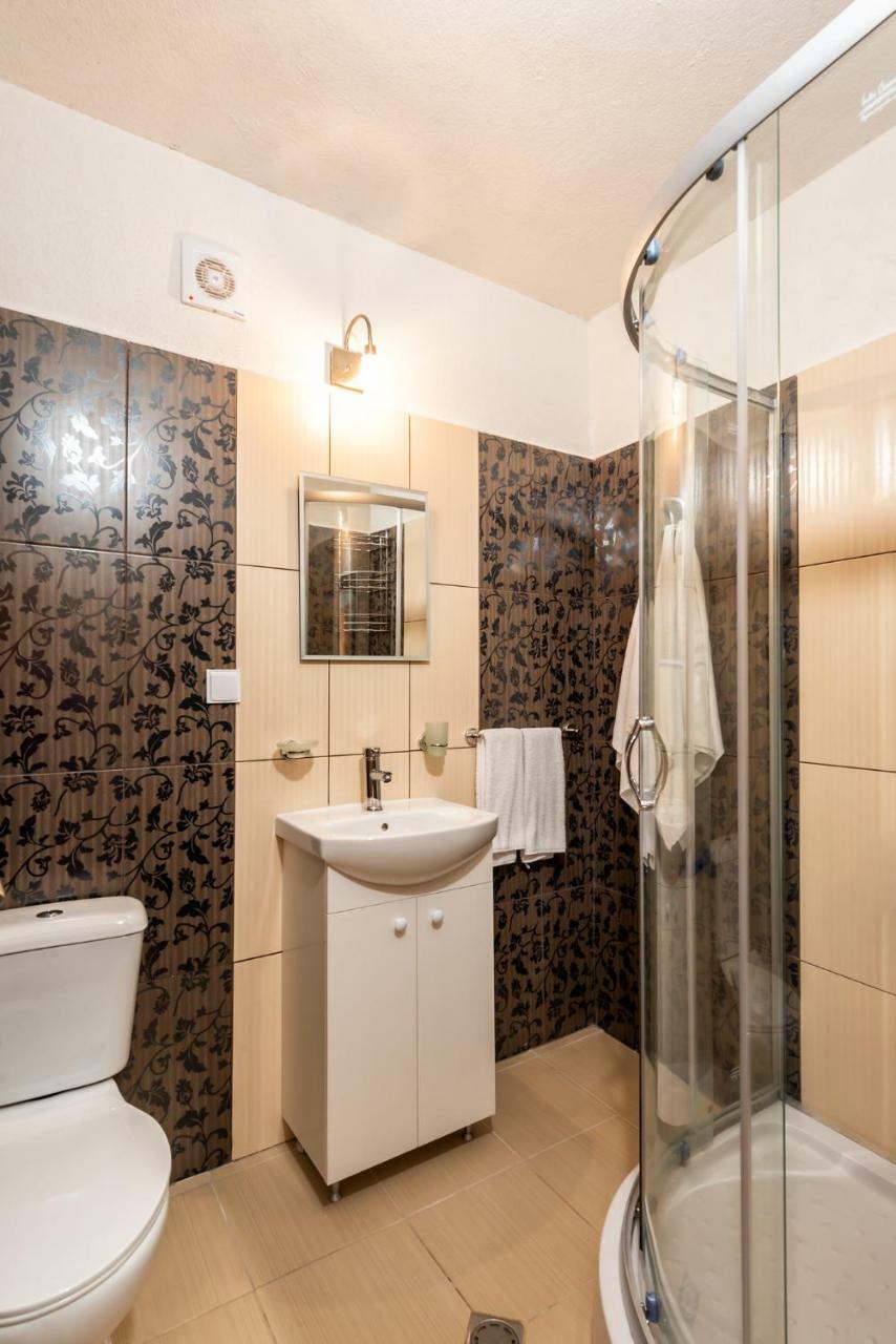 Hotel Bendida Panitsjisjte Eksteriør bilde